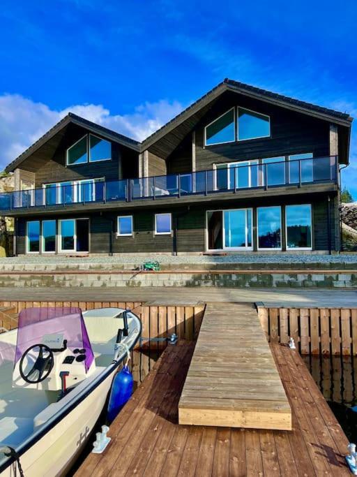 Villa Eksklusiv Rorbu - Havblikk 1 - Batutleie Bekkjarvik Exterior foto